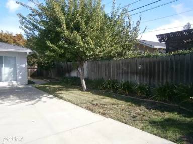 Main picture of 1407 Village Ct