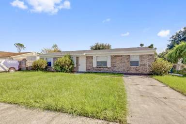 Main picture of 10903 Whitly Ct