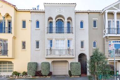 Main picture of 2149 Beach St