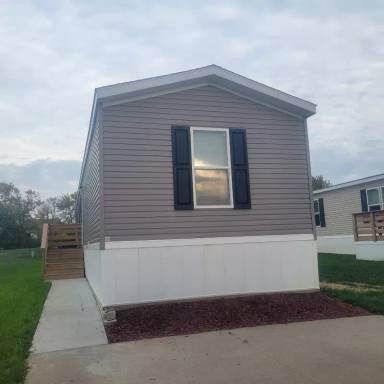 Main picture of 91 Golfview Ct