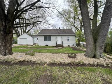 Main picture of 3037 Horton St