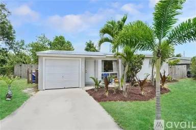 Main picture of 2515 NE Letitia St