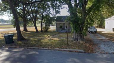 Main picture of 214 E Jefferson St