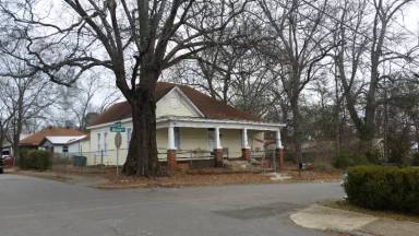 Main picture of 327 Atlanta Ave