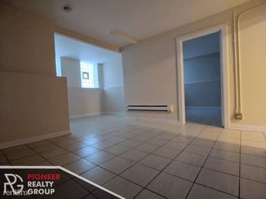 Main picture of 2884-2888 N Clark St Apartments