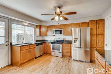 Main picture of 13037 E Linvale Pl