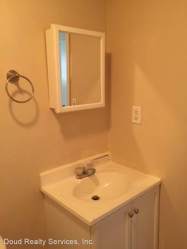 Main picture of 2429 Arkansas Ave