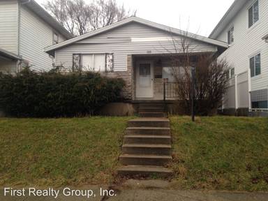 Main picture of 168 Grove Ave