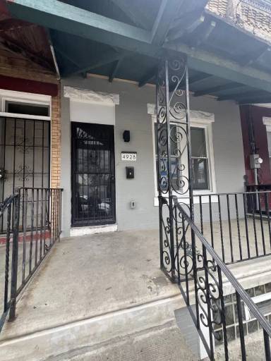 Main picture of 4928 Westminster Ave