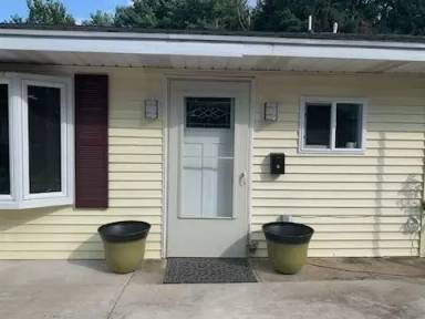 Main picture of 10565 Tomkinson Dr