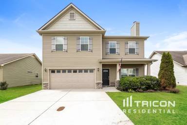 Main picture of 3439 Tourmaline Dr