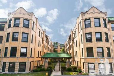 Main picture of 2330-38 N Spaulding Ave