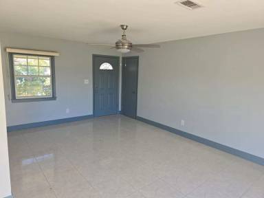 Main picture of 5005 Stolls Ave