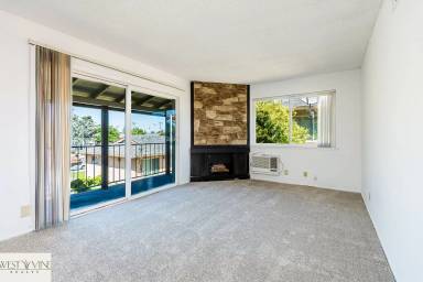 Main picture of 255 Washington St