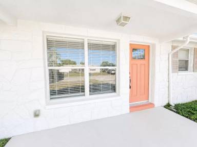 Main picture of 9304 Saint Regis Ln