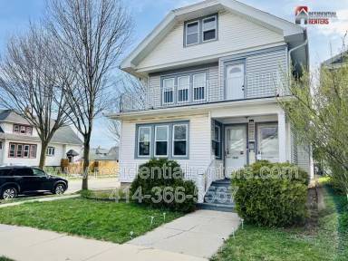 Main picture of 2002 S 69th St