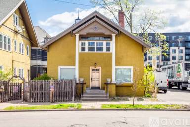Main picture of 3007 Irving Ave S