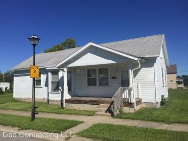 Main picture of 1332 Harmar St