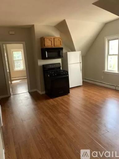 Main picture of 151 Regent Ave