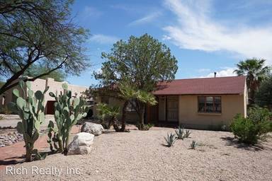 Main picture of 2920 E Mabel St