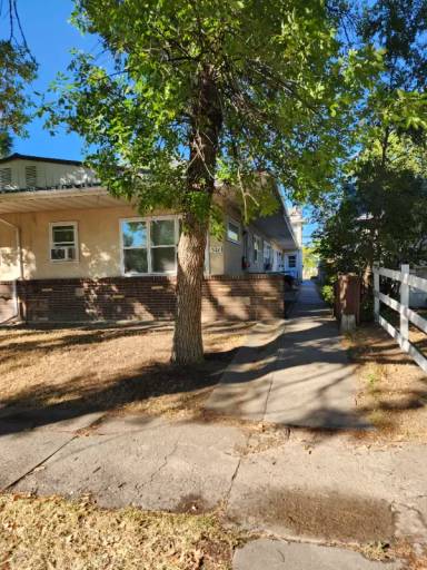 Main picture of 515 3rd St