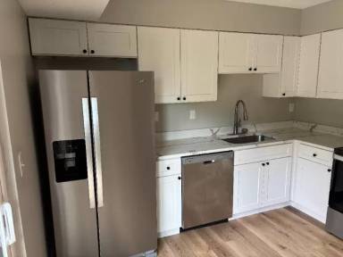 Main picture of 386 Park West Dr