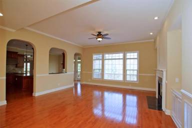 Main picture of 316 Montelena Pl