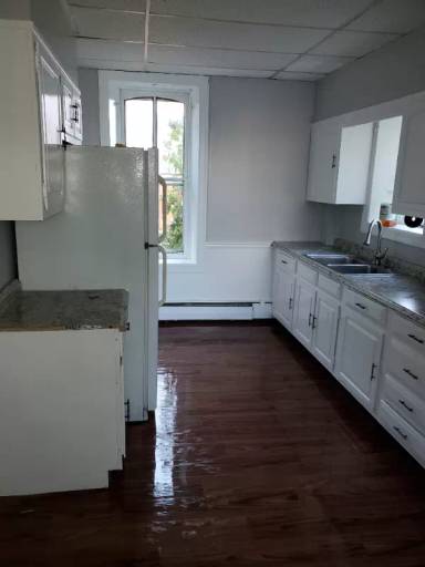 Main picture of 218 Walnut St