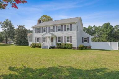 Main picture of 7219 Laurel Spring Rd