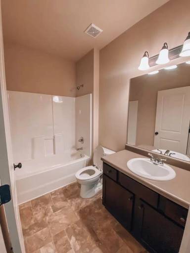 Main picture of 1532 Middleton Dr