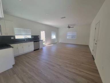 Main picture of 8305 Grandy St