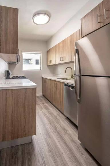 Main picture of Town & Country Apartments