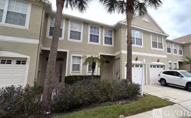 Main picture of 569 Vallance Way NE