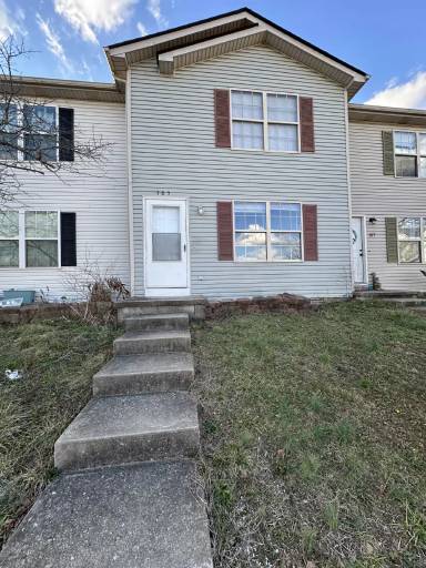 Main picture of 105 May Ct