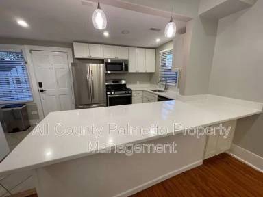 Main picture of 259 Coming St