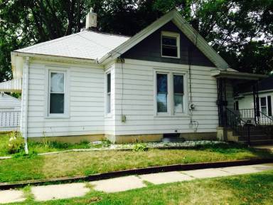 Main picture of 1011 S Hennepin Ave