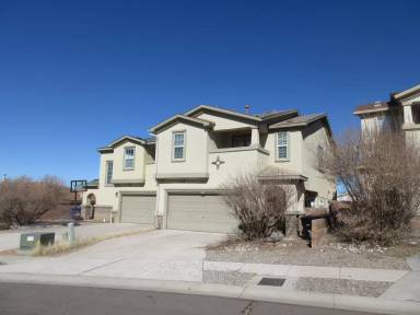 Main picture of 12505 Woodland Ave NE