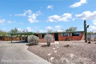 Main picture of 8631 E Fairmount Pl