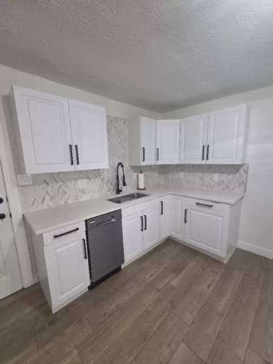 Main picture of 4210 Robert Ave