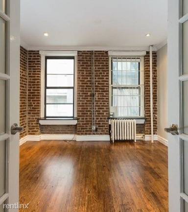 Main picture of 221 E 23rd St
