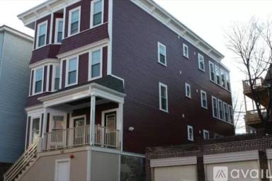 Main picture of 143 Hillside St