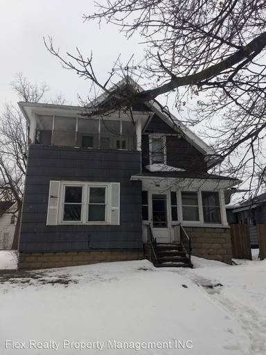 Main picture of 622 Maumee Ave