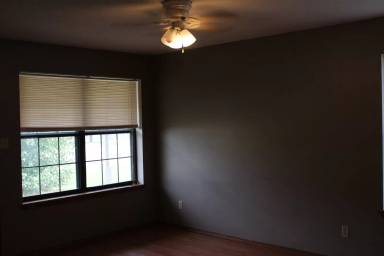 Main picture of 1116 University Dr