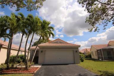 Main picture of 4481 Dogwood Cir