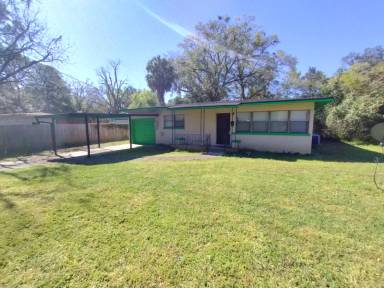 Main picture of 7022 Linda Dr