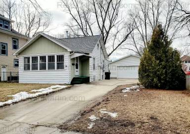 Main picture of 229 Linden Ave