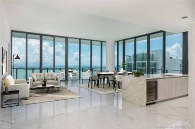 Main picture of Gran Paraiso