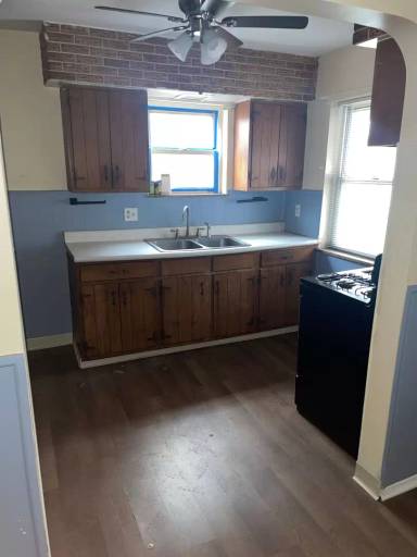 Main picture of 6915 Gloria Dr
