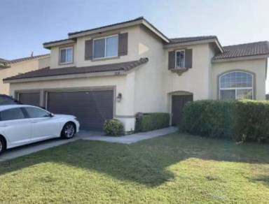Main picture of 7903 Hall Ave
