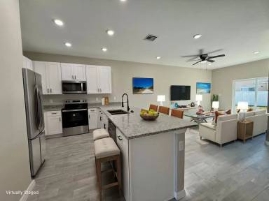 Main picture of 405 Cocoa Ct